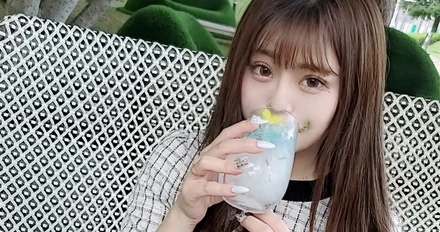 FC2-PPV-2211502 [Appearance, first shooting! - ! - ] Passionate sexual intercourse with a beauty club member who is attractive and beautiful... Even though she is beautiful, she is too horny and cums twice! - ! - (feature)